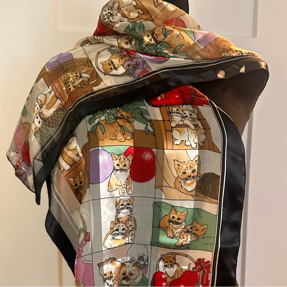Cute cats scarf 🐈